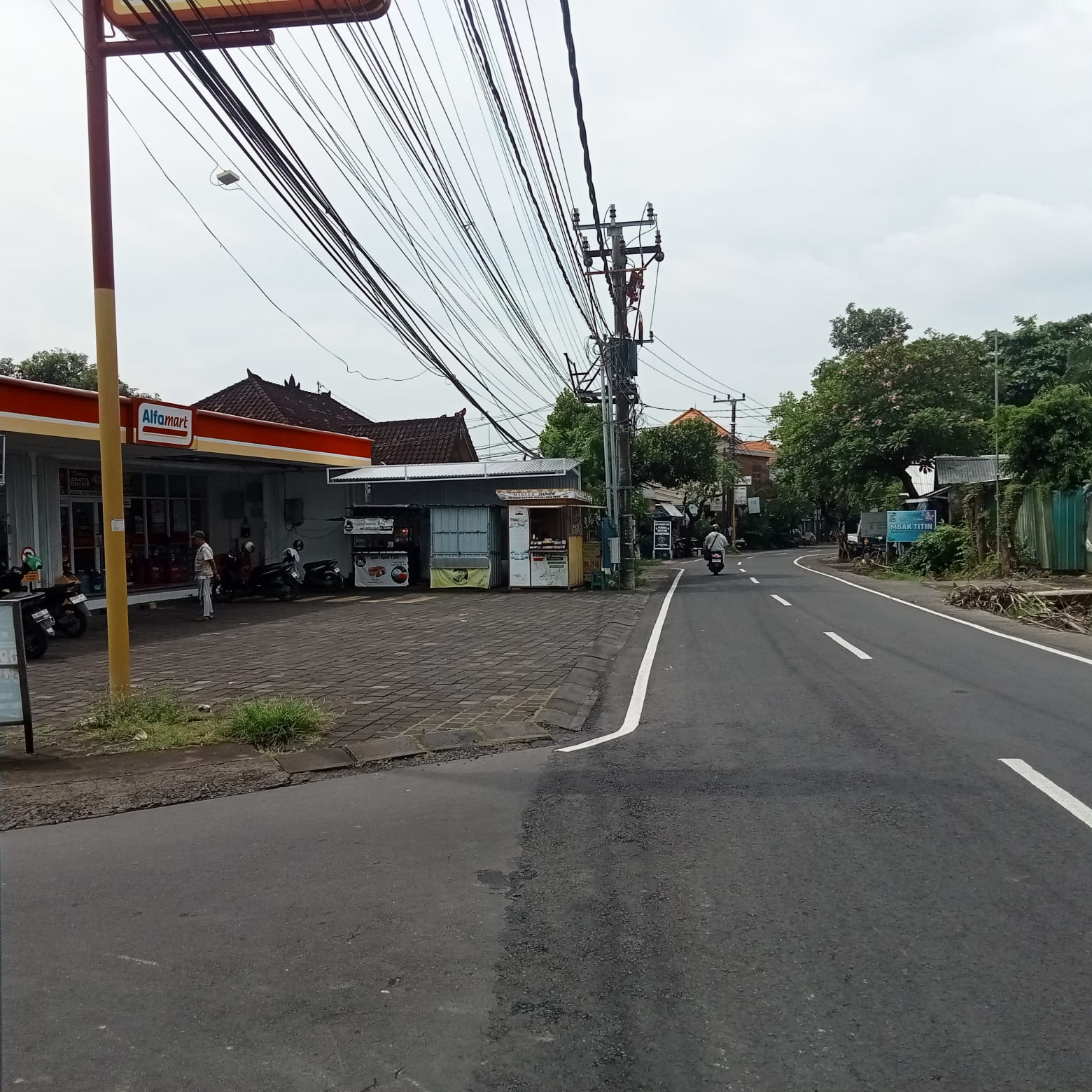 Jual Dijual sangat sangat murah  Tanah strategis dpinggiri jalan utama Drupadi Denpasar Timur - Real Estate di Bali & Indonesia